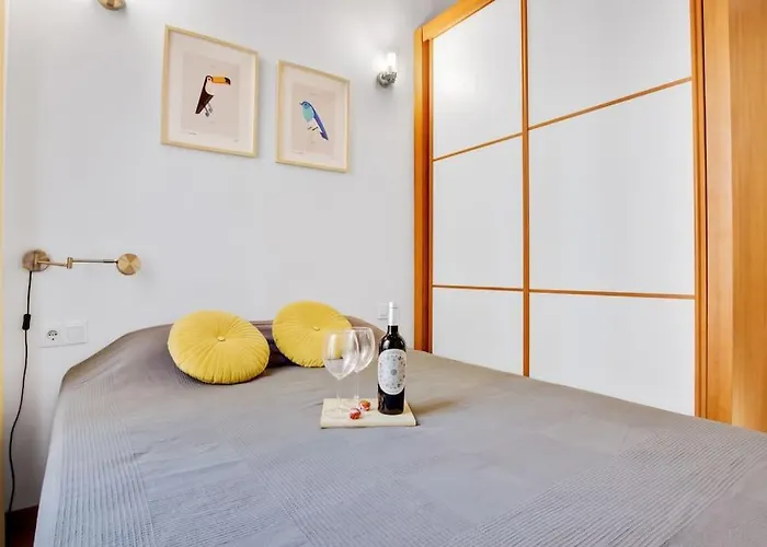 Ayma Apartamento Ollerias